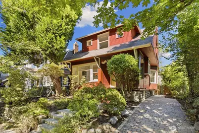 5246 12th Avenue NE, Seattle, WA 98105 - Photo 1