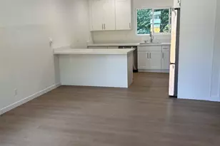 7537 S Dillard Ave, Concrete, WA 98237 - Photo 2