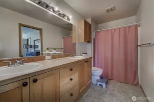 1299 NW Amanda Loop, Silverdale, WA 98383 - Photo 28