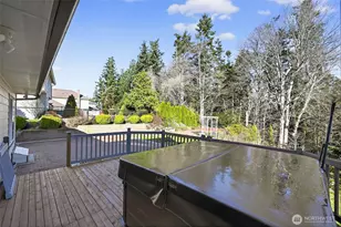 844 Holbeck Dr, Camano Island, WA 98282 - Photo 22