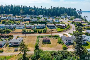 881 Rocky Point Dr, Camano Island, WA 98282 - Photo 4