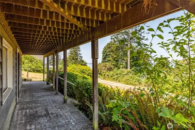 881 Rocky Point Drive, Camano Island, WA 98282 - Photo 12