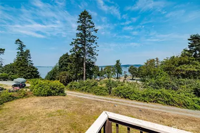 881 Rocky Point Drive, Camano Island, WA 98282 - Photo 8