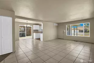 1003 S Evergreen Dr, Moses Lake, WA 98837 - Photo 4