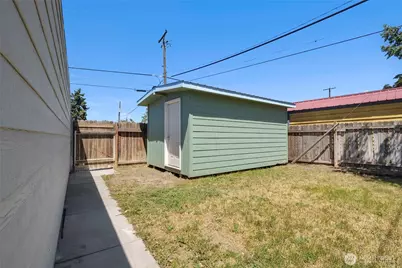 1003 S Evergreen Drive, Moses Lake, WA 98837 - Photo 32