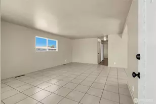 1003 S Evergreen Dr, Moses Lake, WA 98837 - Photo 16