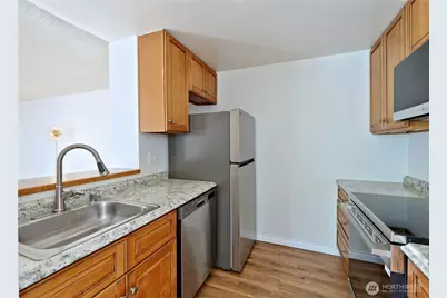 4601 SW 320th St #E4, Federal Way, WA 98023 - Photo 8