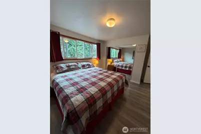 8304 55th Street W, University Place, WA 98467 - Photo 16