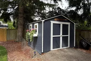 8304 55th St W, University Place, WA 98467 - Photo 24