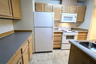 9825 18th Ave W, Everett, WA 98204 - Photo 4