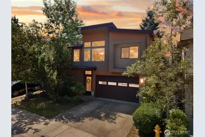 13521 SE 81st Place, Newcastle, WA 98059 - Photo 2