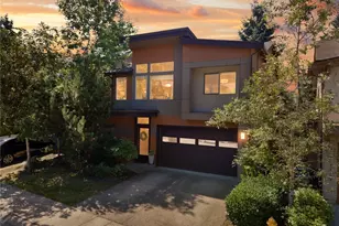 13521 SE 81st Pl, Newcastle, WA 98059 - Photo 2