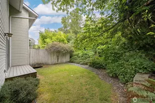 1826 Valencia St, Bellingham, WA 98229 - Photo 8