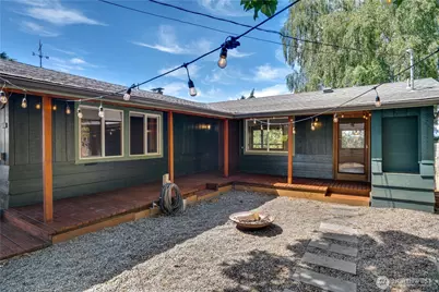 1127 Perry Avenue, Bremerton, WA 98310 - Photo 1