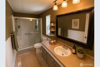 9039 Steele Creek Loop NE, Bremerton, WA 98311 - Photo 12