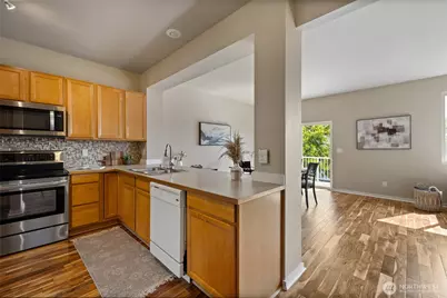 7722 39th Avenue S, Seattle, WA 98118 - Photo 6