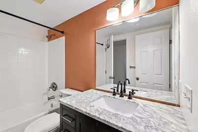 12345 Roosevelt Way NE #306, Seattle, WA 98125 - Photo 18