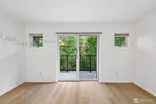 12345 Roosevelt Way NE, Seattle, WA 98125 - Photo 10