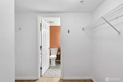 12345 Roosevelt Way NE #306, Seattle, WA 98125 - Photo 20
