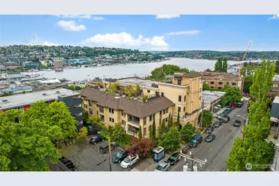 745 Bellevue Avenue E #206, Seattle, WA 98102 - Photo 38
