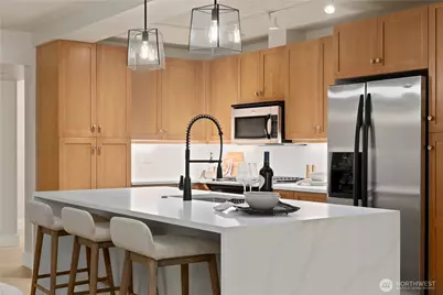 745 Bellevue Avenue E #206, Seattle, WA 98102 - Photo 12
