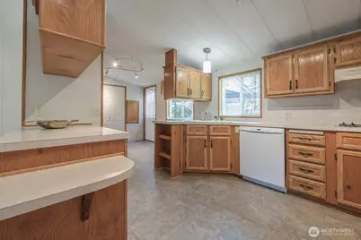 17308 Woodcrest Drive NE, Bothell, WA 98011 - Photo 14