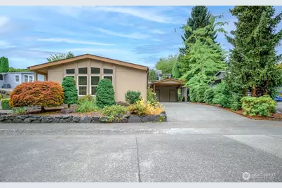 17308 Woodcrest Drive NE, Bothell, WA 98011 - Photo 2