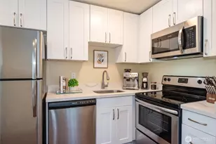 6515 5th Ave NE, Seattle, WA 98103 - Photo 6