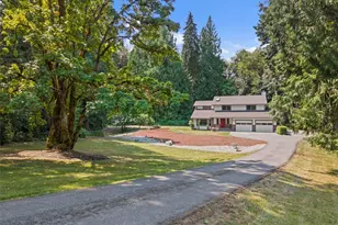 5231 Vine Ct NE, Olympia, WA 98516 - Photo 2
