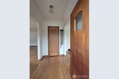 712 S Union Avenue, Tacoma, WA 98405 - Photo 6