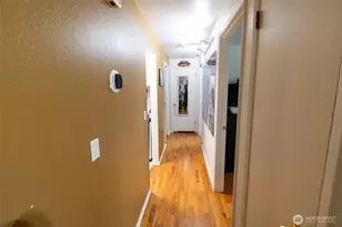 10609 SE 232nd St, Kent, WA 98031 - Photo 10