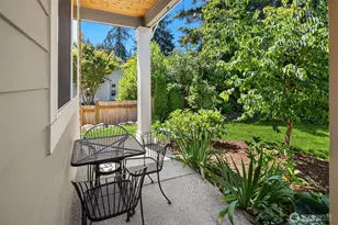 26 Meadow Pl SE, Everett, WA 98208 - Photo 2