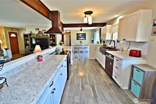 5202 96th St E, Tacoma, WA 98446 - Photo 6