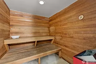 2253 Gilman Dr W, Seattle, WA 98119 - Photo 22