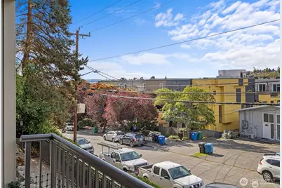 2253 Gilman Drive W #104, Seattle, WA 98119 - Photo 6