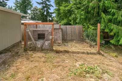 309 Highway 162 E, South Prairie, WA 98385 - Photo 26