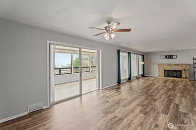1210 N Ashland Avenue, East Wenatchee, WA 98802 - Photo 6