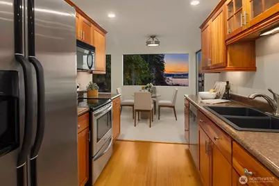 1101 Harbor Avenue SW #2C, Seattle, WA 98116 - Photo 10