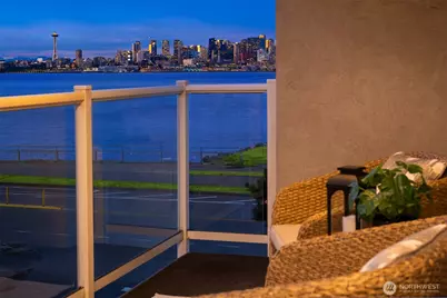 1101 Harbor Avenue SW #2C, Seattle, WA 98116 - Photo 2