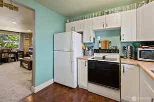 201 N 101st St, Seattle, WA 98133 - Photo 14