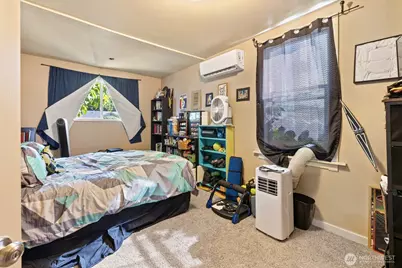 201 N 101st Street, Seattle, WA 98133 - Photo 16