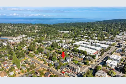 201 N 101st Street, Seattle, WA 98133 - Photo 4