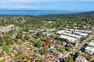 201 N 101st St, Seattle, WA 98133 - Photo 4