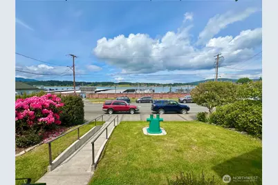 1517 6th Street, Anacortes, WA 98221 - Photo 4