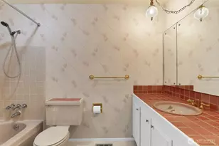 18509 43rd Pl W, Lynnwood, WA 98037 - Photo 16
