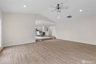 330 S 30th Pl, Mount Vernon, WA 98274 - Photo 14