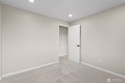 330 S 30th Place, Mount Vernon, WA 98274 - Photo 24