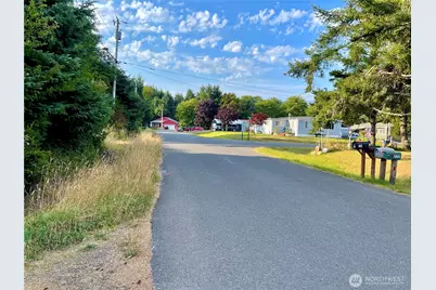 777 Edgewood Avenue NE, Ocean Shores, WA 98569 - Photo 24