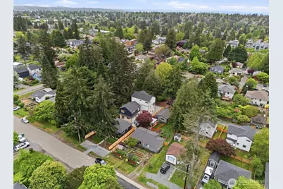 9723 Evanston Avenue N, Seattle, WA 98103 - Photo 18