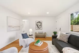 9723 Evanston Ave N, Seattle, WA 98103 - Photo 6